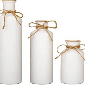 WHITE CERAMIC VASE SET OF 3